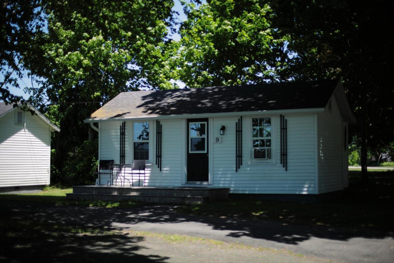 Carleton Inn & Cottages Bridgetown Exterior foto